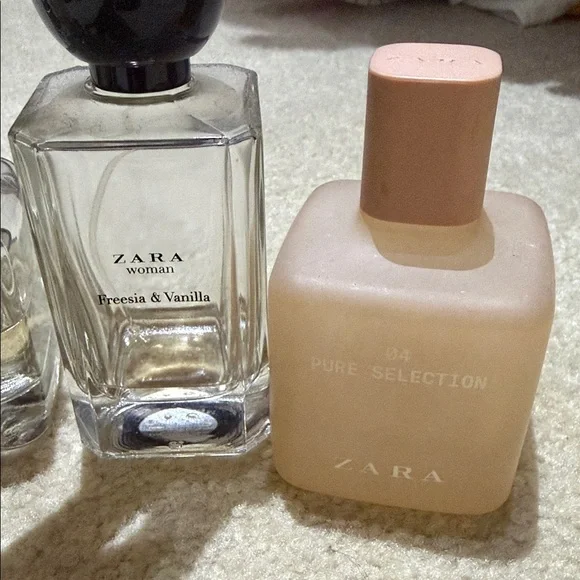 Zara Fragrance Set with Gold and Cream Accents - Picture 3 of 9